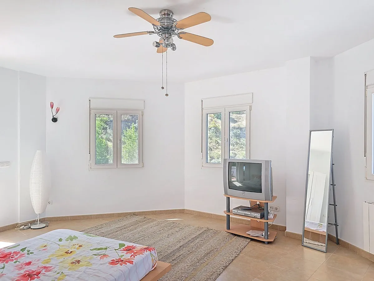 065e30a3-3114-4faf-8eab-62e691f3ca1d