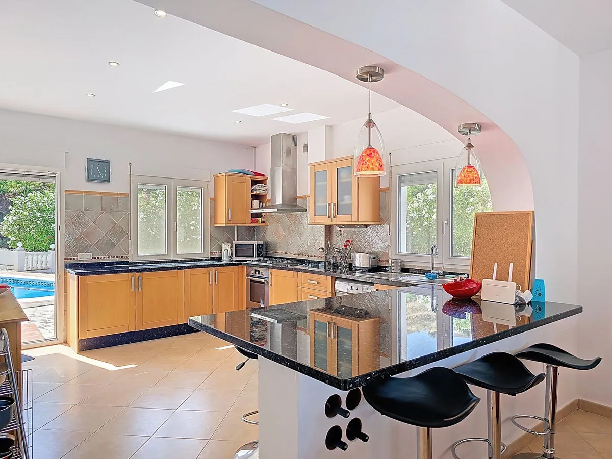 287dd51d-dd01-4512-a847-89da14fb6a64