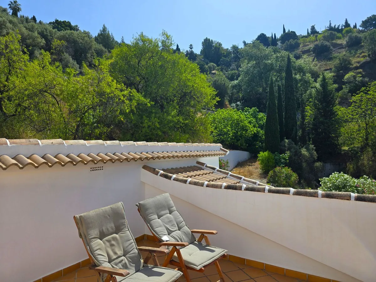 30b19a0b-85e7-4c3e-baa4-ad75ba280923