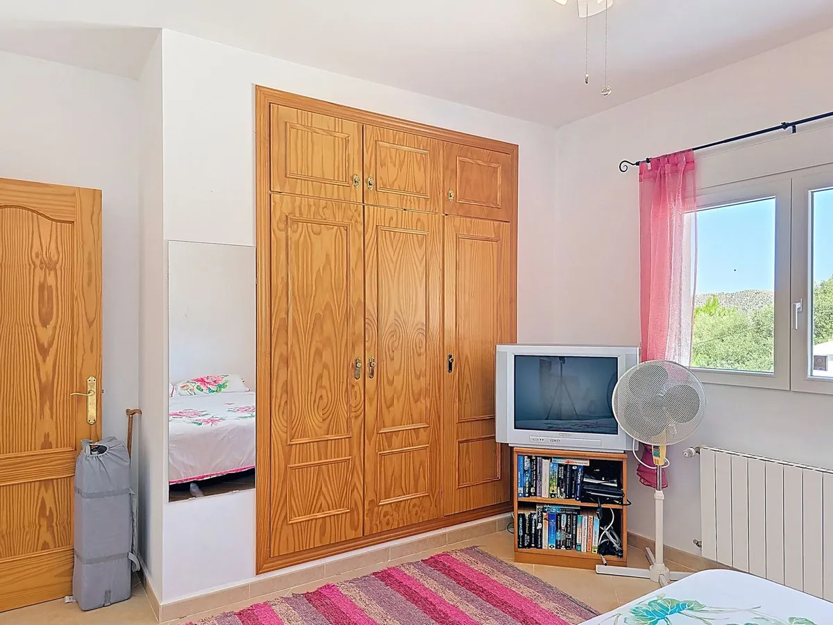 8b7f3a5c-b4ab-4bba-a948-b3735a615715