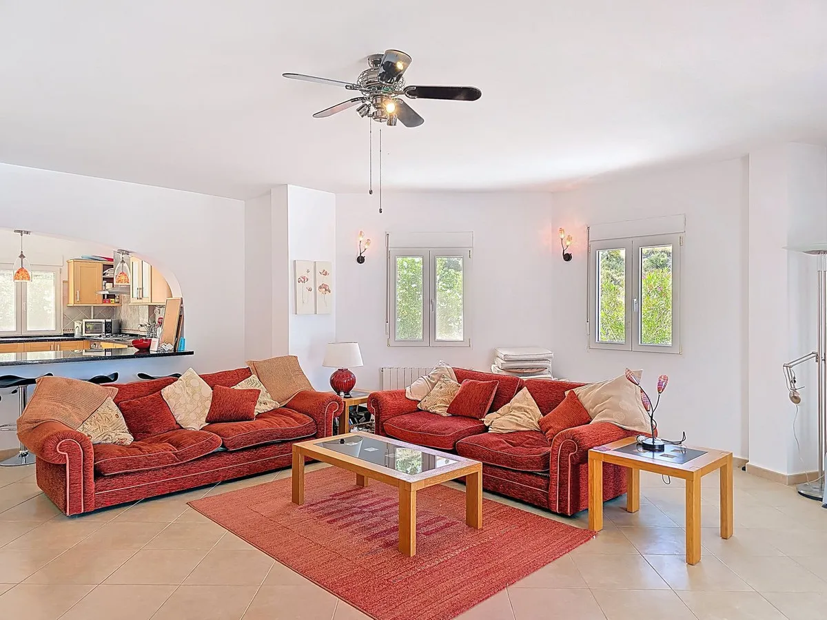 a2a45c26-685e-4539-931f-7b9ebb8ad4c0