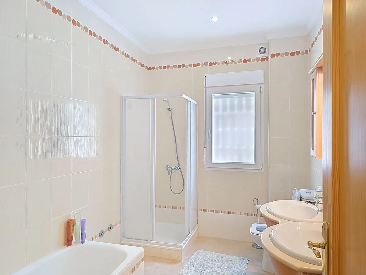 a745363d-929e-4f52-ae9f-5ad0a8613207