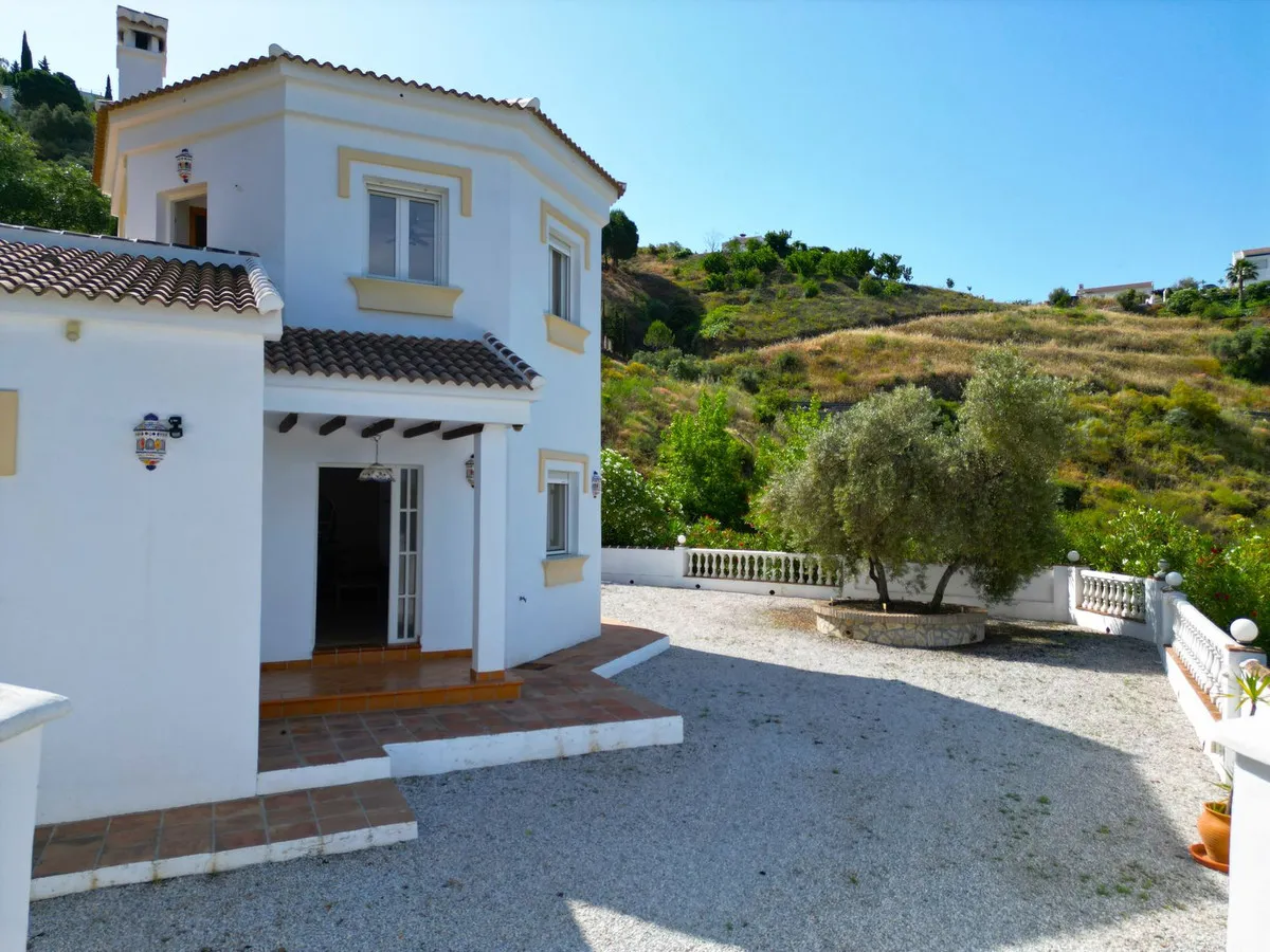 c354e4a2-e19a-4bc7-9161-7ba53c21554a