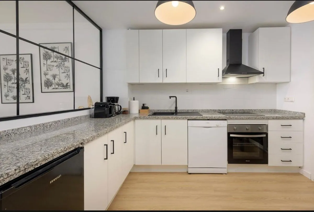 bca4b721-f996-474e-862e-6e25dcb76f62