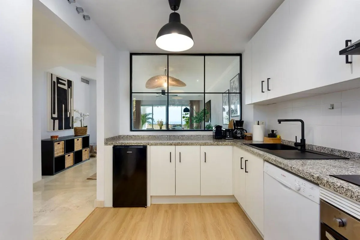 d0ae0fa8-a0c2-4381-8a77-920e8a3d3f0f