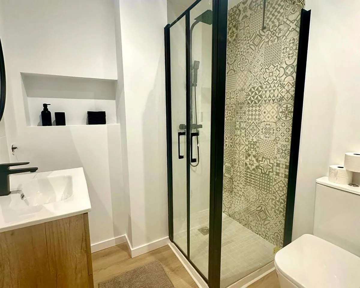 ed81f2d9-d9a0-4fc9-a3ae-2755817539dc