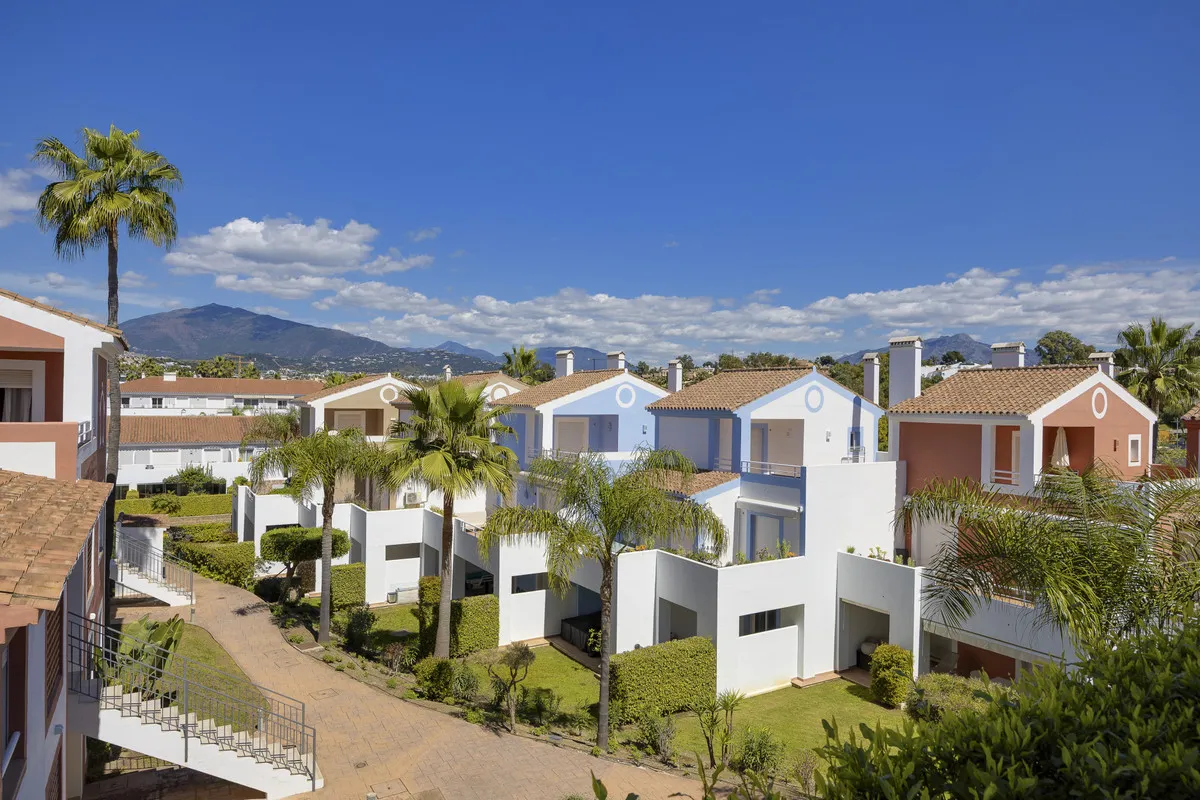 38f9c306-1d7a-4842-8ced-dea4ff9930a2