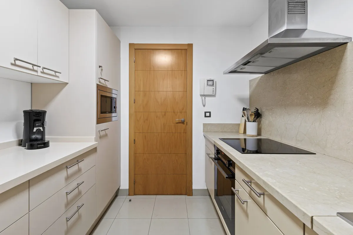 51f6e5fb-29dd-4e61-9386-62cf3fc890f5