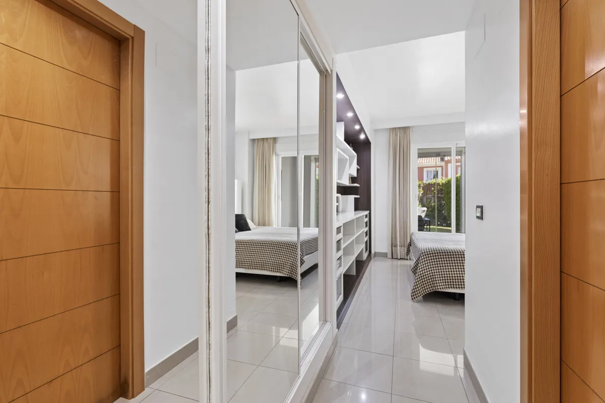 ba1d6685-4c2e-4d3f-ba56-ad2b1176ac82