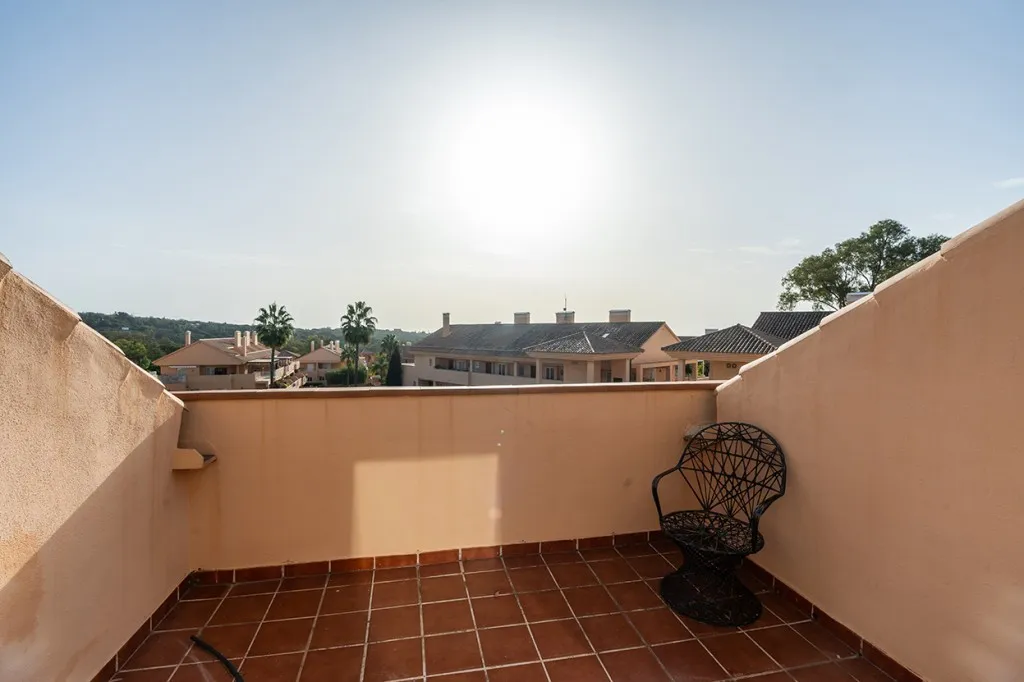 94049ef8-64a9-4ecd-baa3-aa58029474f7