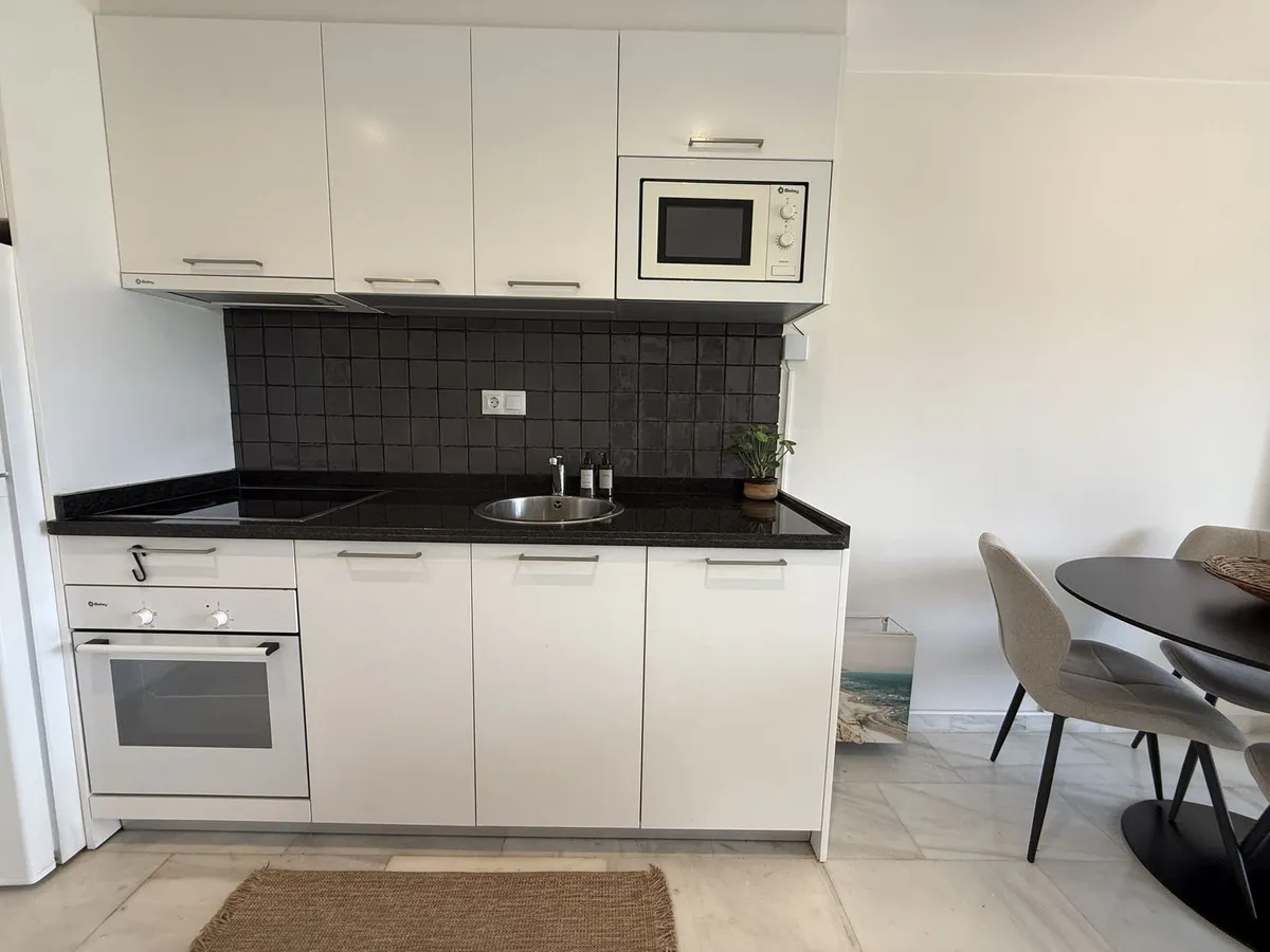 7d53a753-c9a4-4684-a3e5-c26995551ea6