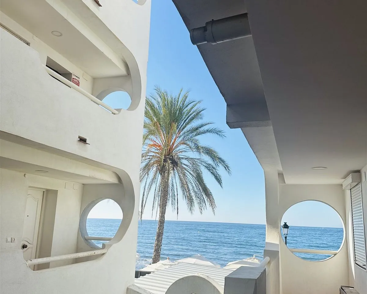 f5980a20-1e18-4a46-a172-e2103d3d69be