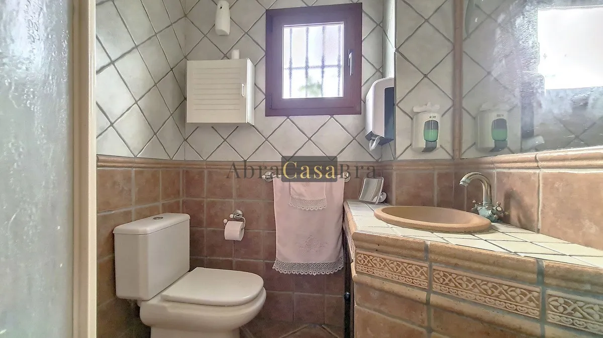 69542905-75b9-4f85-989d-bbdddd1cc752