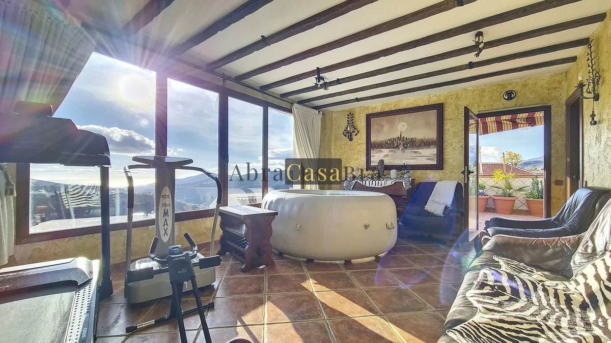 83fb07cf-fd91-48fb-bdff-63ee1e29c02d