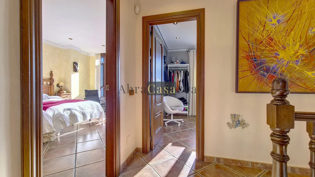 c96c7f70-4017-4eb6-a018-078a86876b7c