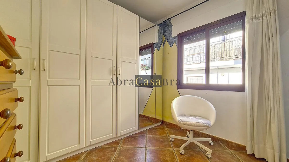 da1c05b4-e57a-462c-8cba-9242b6140b8b