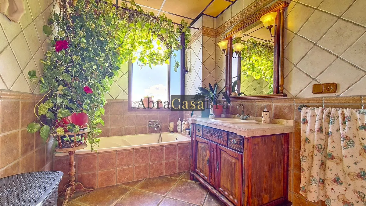 f2710a22-0a42-463c-bdfe-98bfedaeb5f0