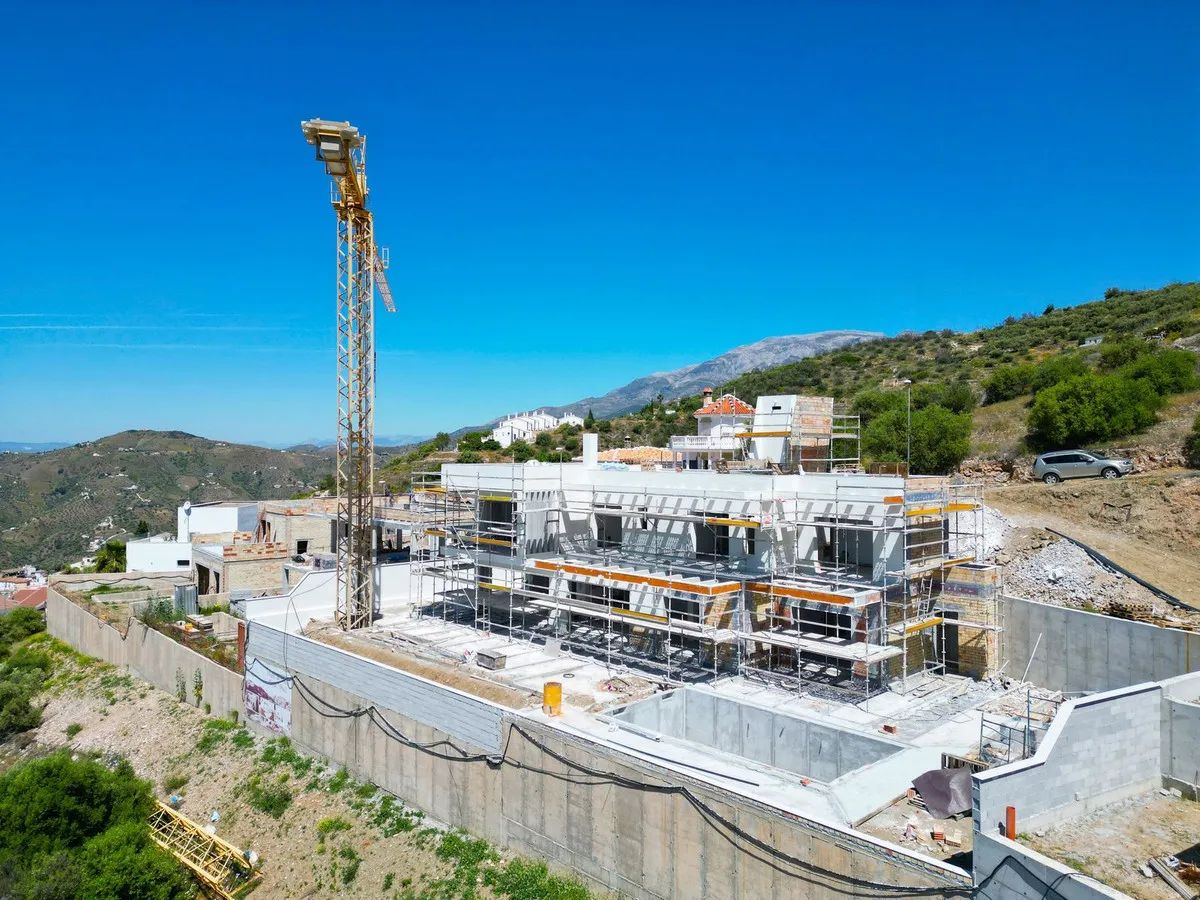 1a3c70e9-9d7b-45dd-bff4-b4f1b935842e