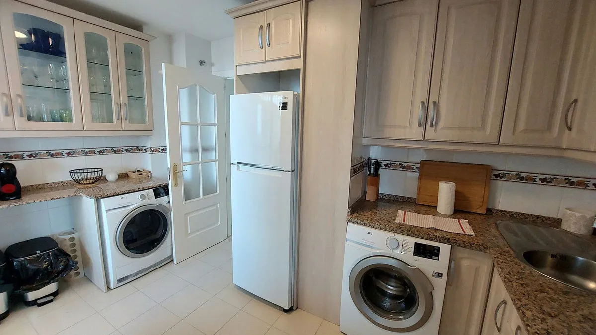 519dc203-18d8-47e4-90f8-93f4bc1b6499