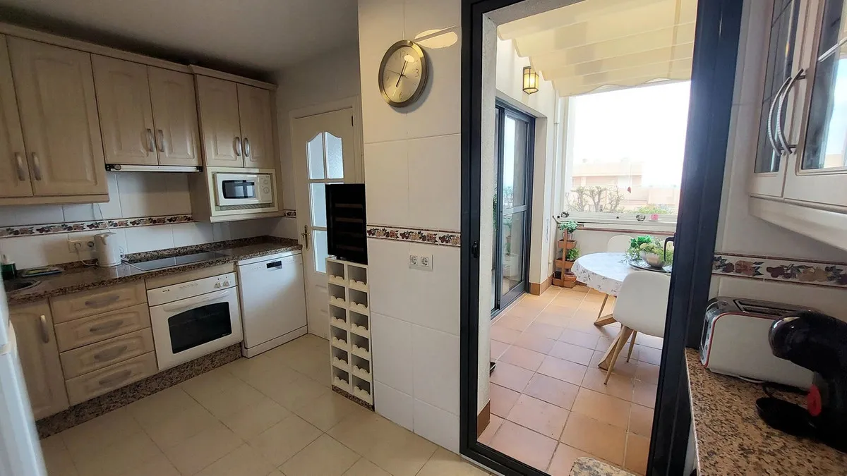 8d065cd3-5d3b-4f2c-8a81-f36626512d32