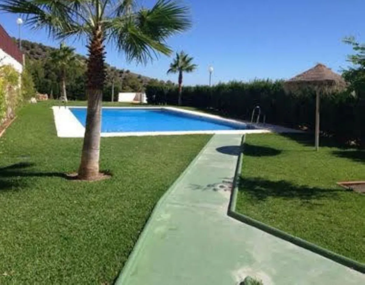 23f58c7f-8a9e-46f4-bb00-b035f74ce8f6