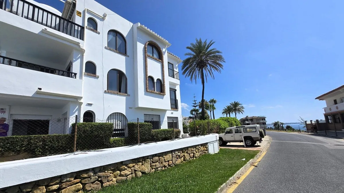 2c780cb0-b91f-47fd-bf5a-dc7fe2111383