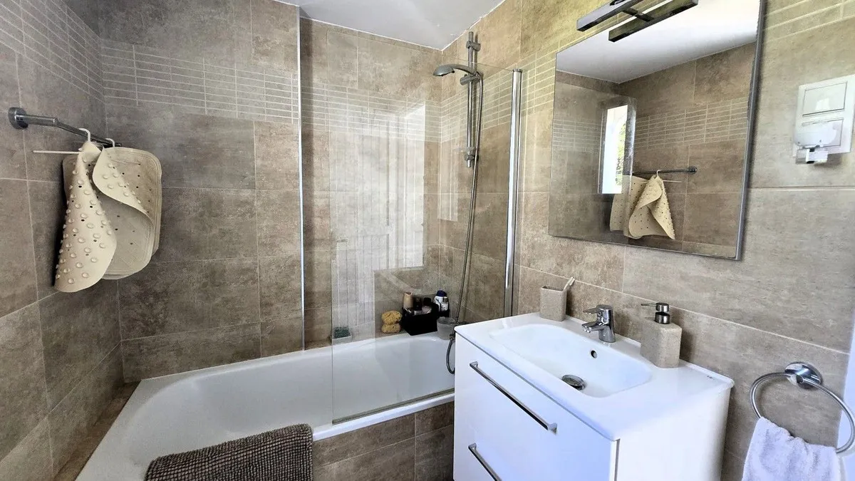 5be46c58-2f1b-48b2-9cc5-d32d6895ba95