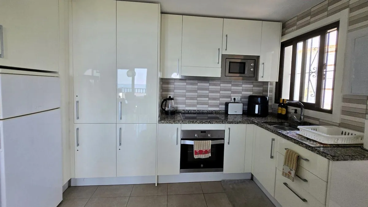 76d69a22-b697-4a16-92ec-ad15fd6b0dbe