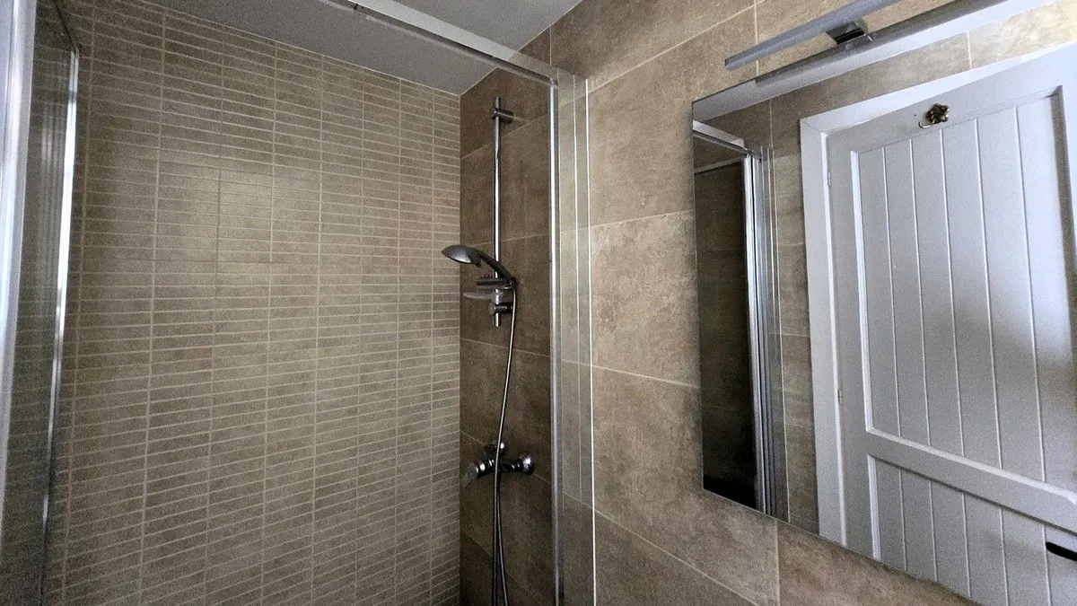 ce4ab2b7-43c7-4863-b511-26c56a65440a