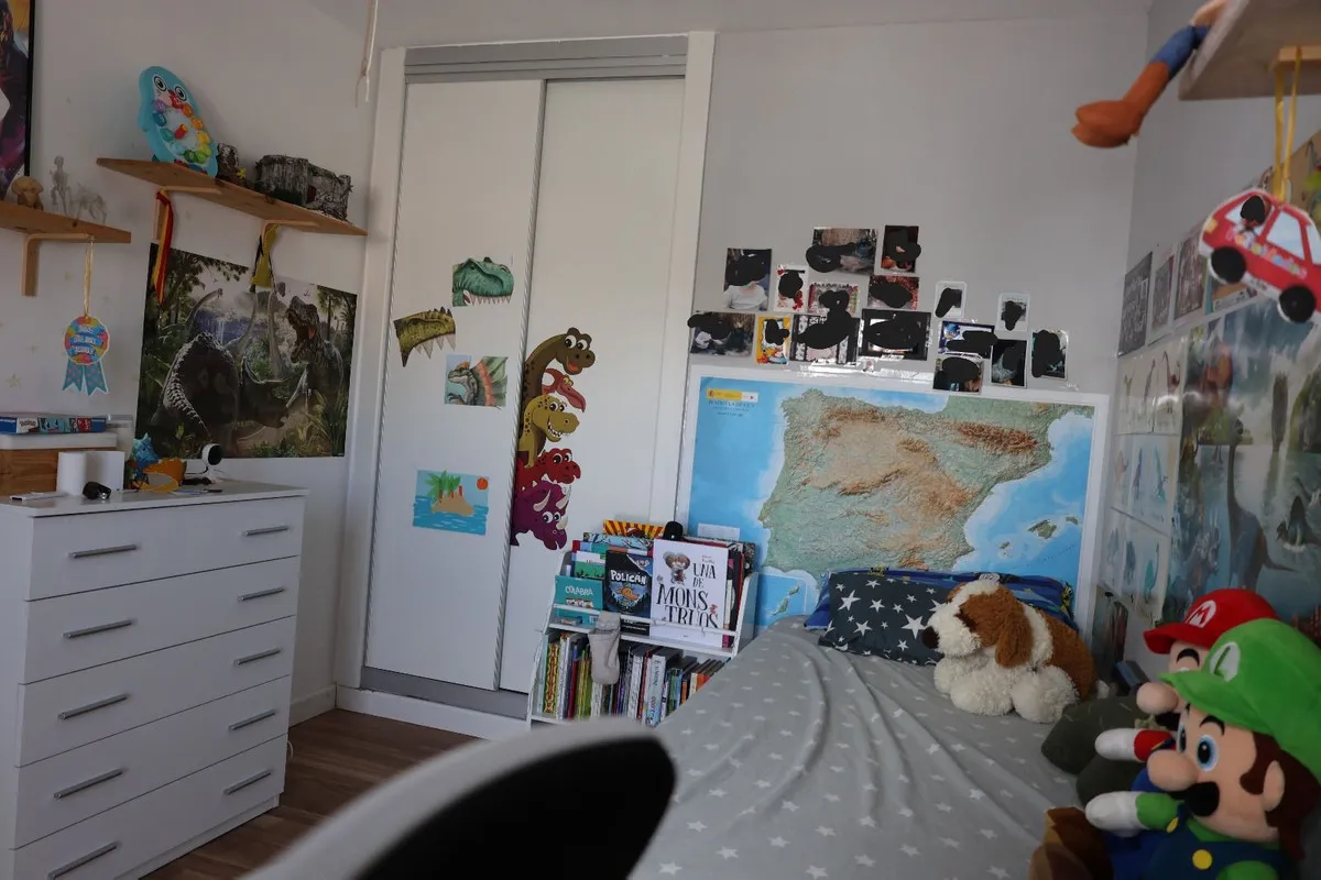 27d99687-97a4-415d-aa6b-6e4b0e62e54f