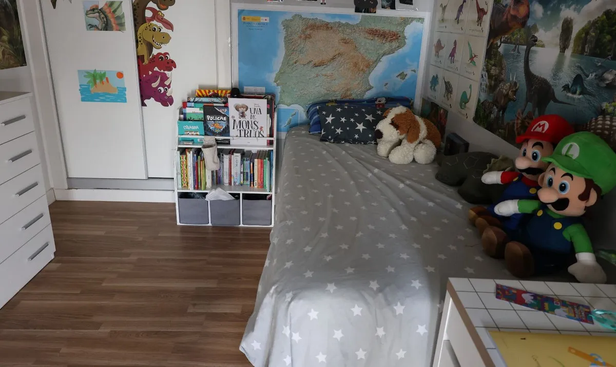 5db18457-d3c9-4ddd-82cc-0ef6f31083f1