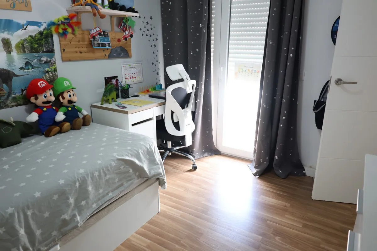 6c498ffb-71c2-4f2c-a037-70dfb6b89b67