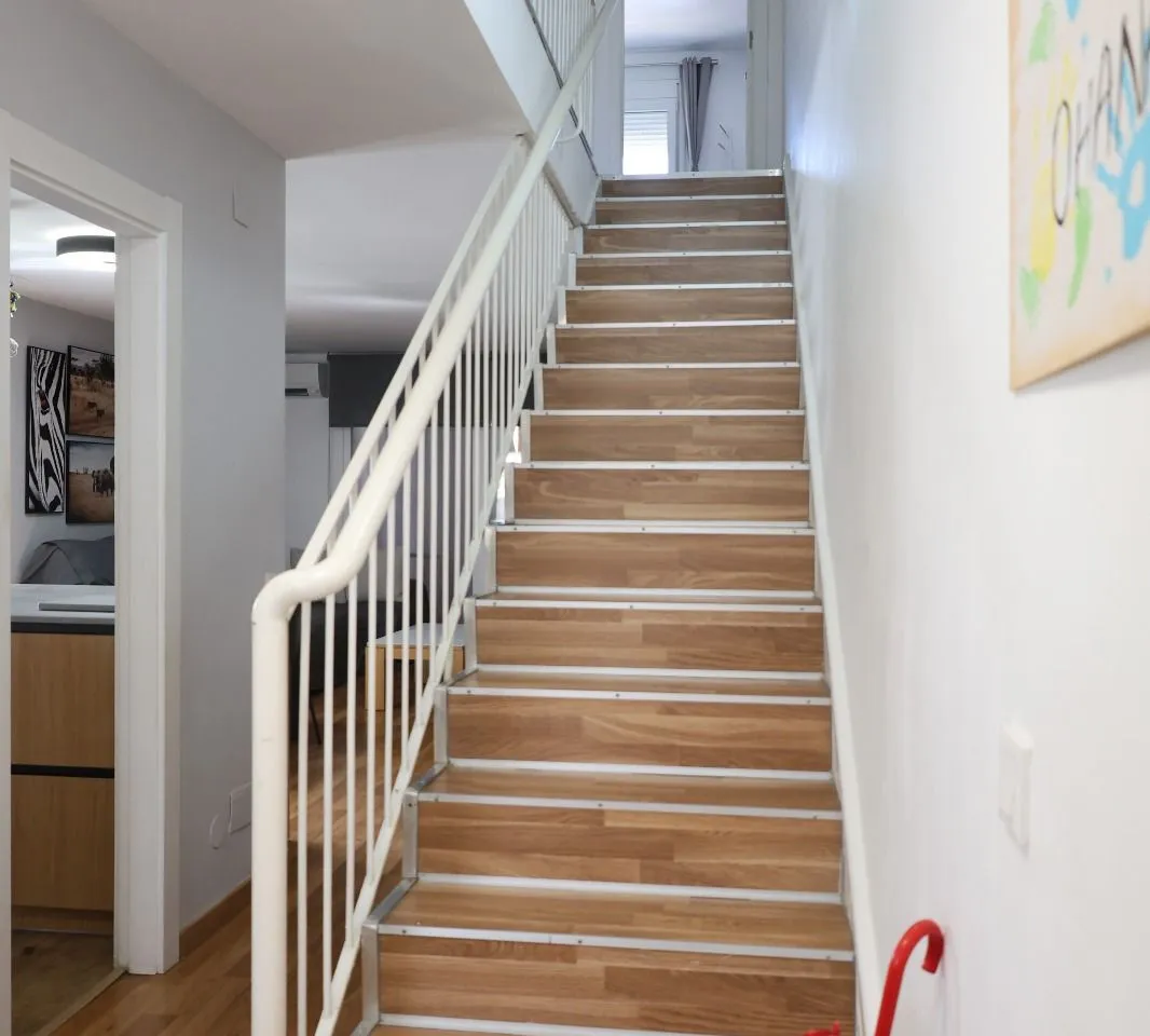 c213a6c6-cead-4937-9051-226e80940d99