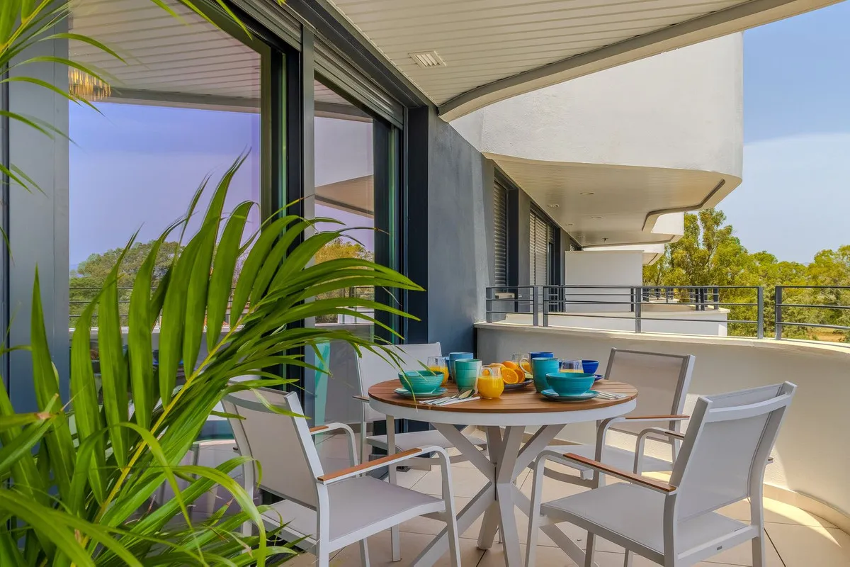 a3f1b2b9-282e-4bf5-a64a-4f1ad8b02355