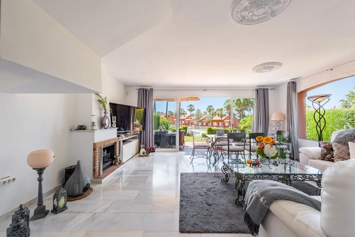 2e6409e4-94e0-45db-ab11-9088093da188