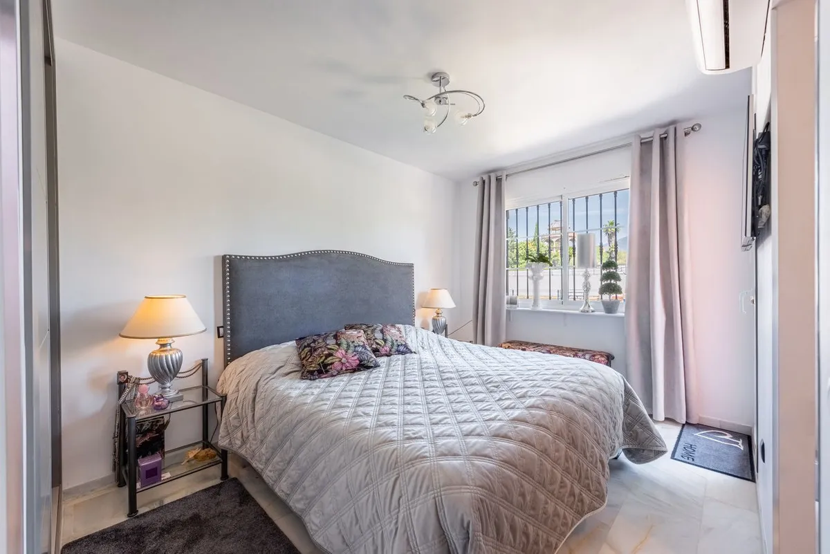 7b5ed25a-b941-46d6-84b0-25bdb9b2317f