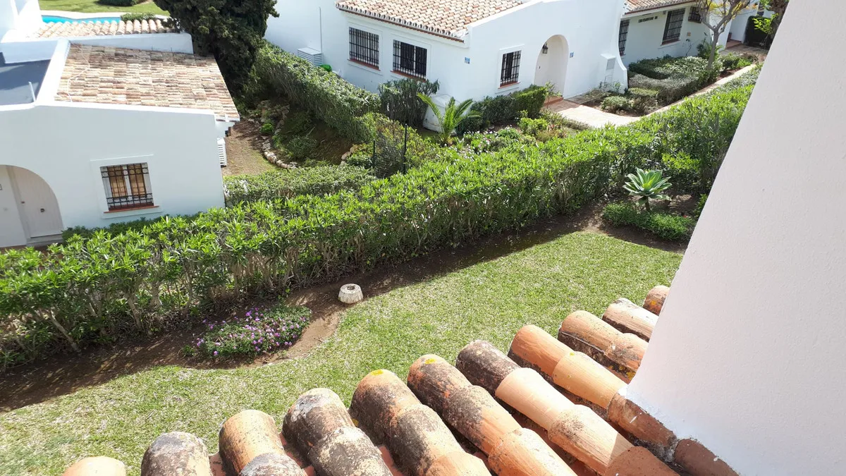 0c8ee2e2-9f60-454f-87a1-c8b4bbb730ea