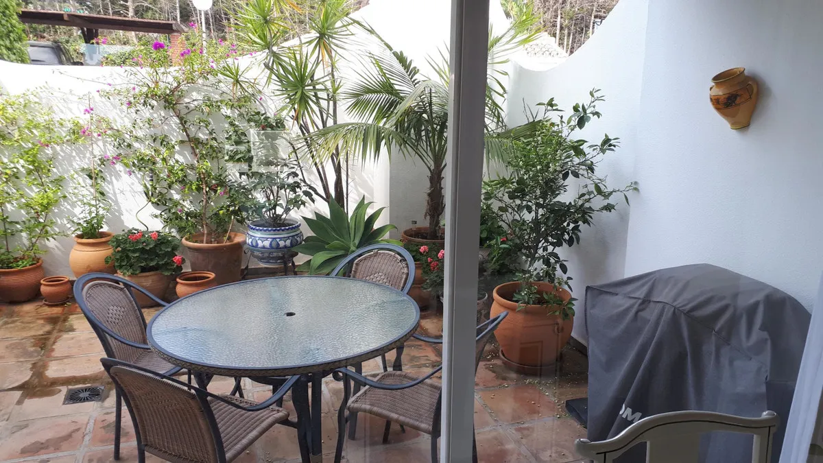 2b1075cf-ca86-443c-be59-cbabc72f8226