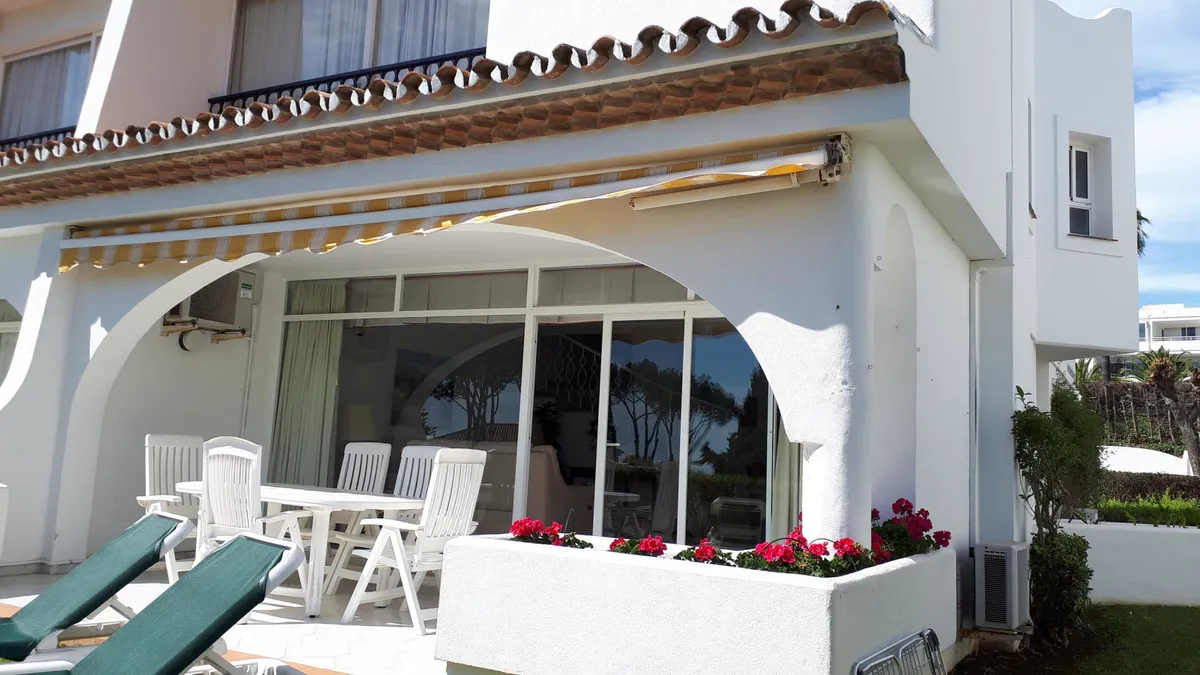 ce2b4e23-f442-4aca-8d56-2ef123ce7a99