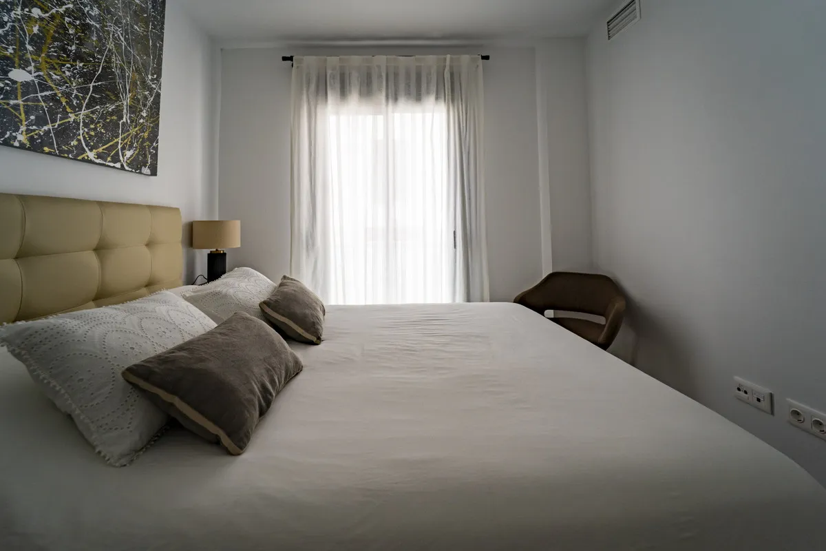 99442606-89e9-4255-bd45-34336ad0709b