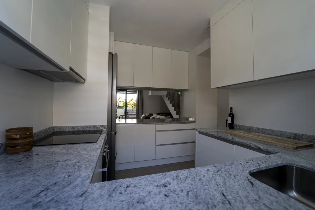 dee0059e-60c7-4727-88f4-372724126187