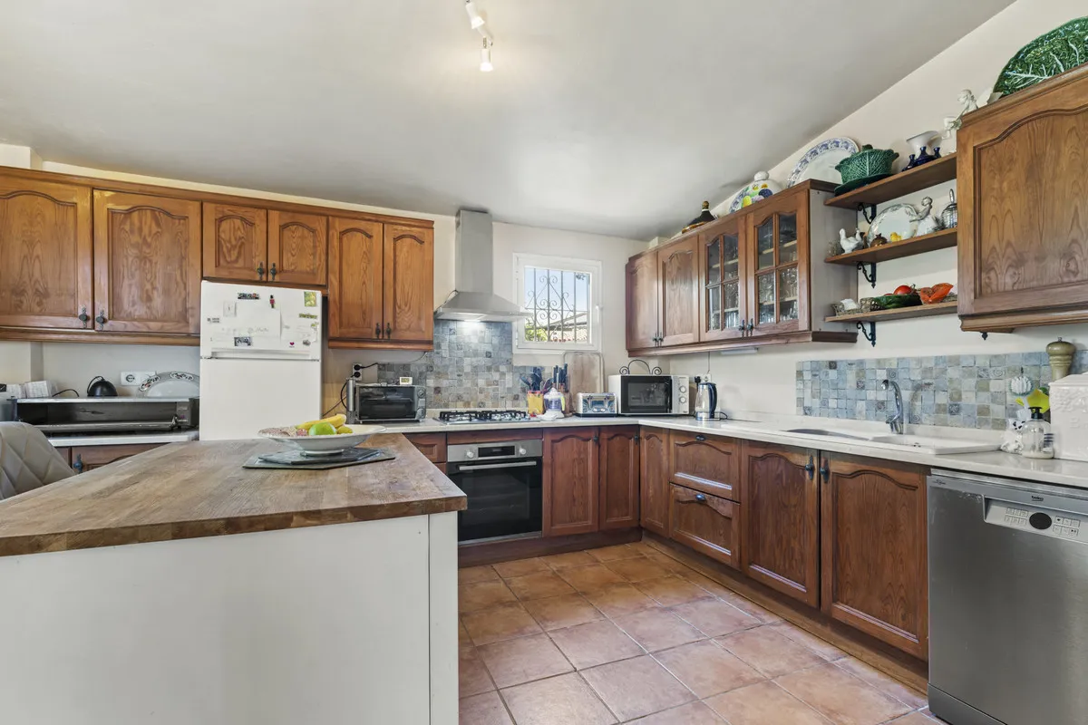 52b122fb-3826-47f7-b7da-472ea2bfd2fa