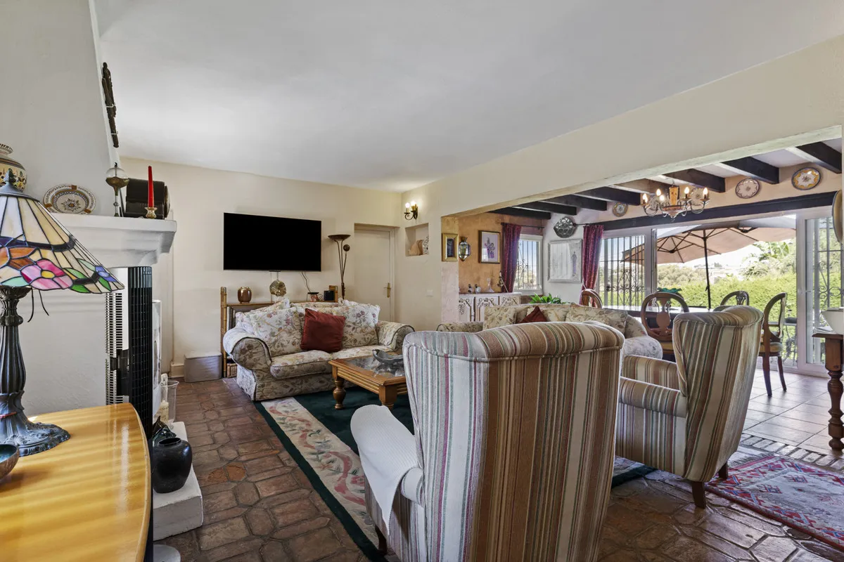 65e72d00-ef22-4f44-b469-cc00ffe6d738