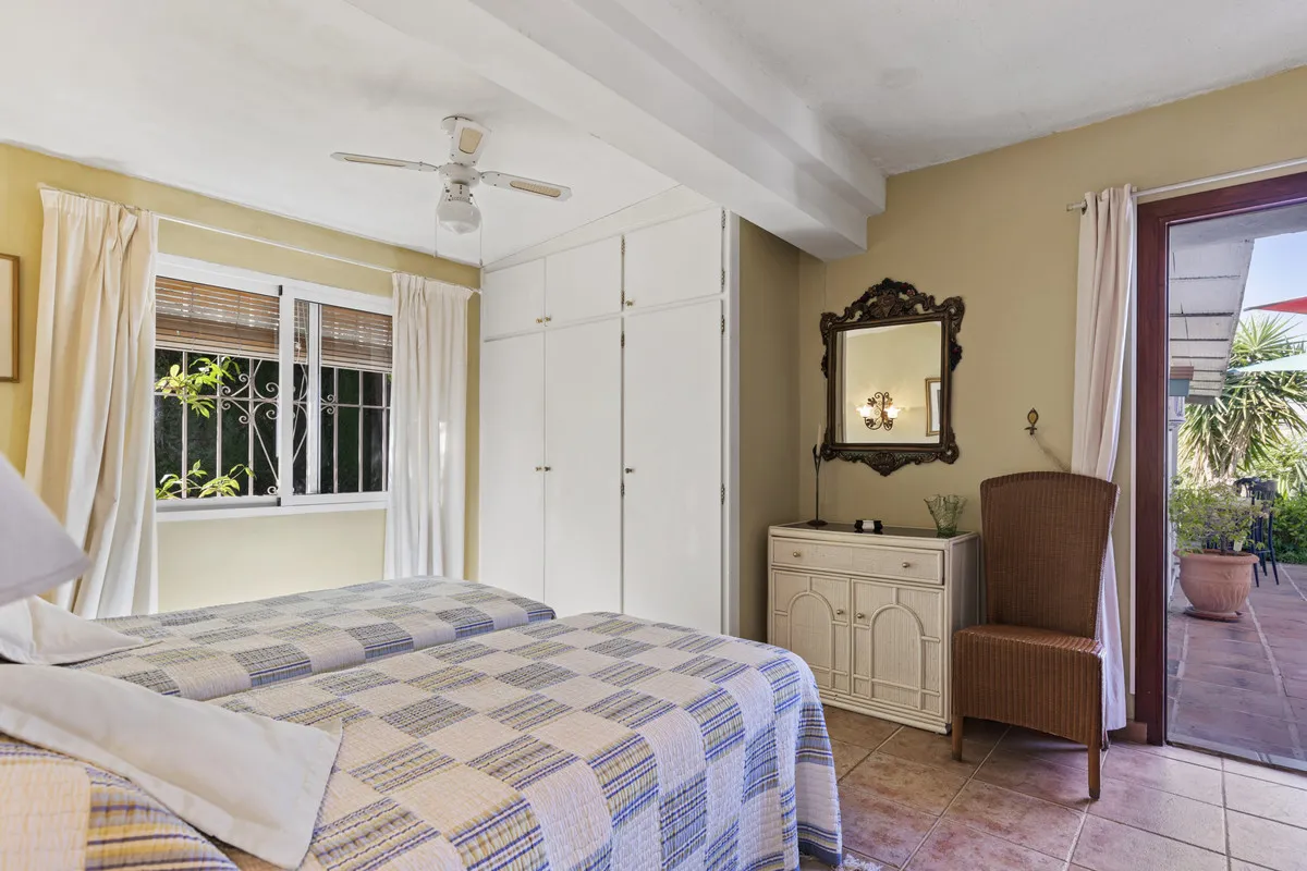 a2d83ef3-4744-4c5c-acbd-b1f38f211ad5