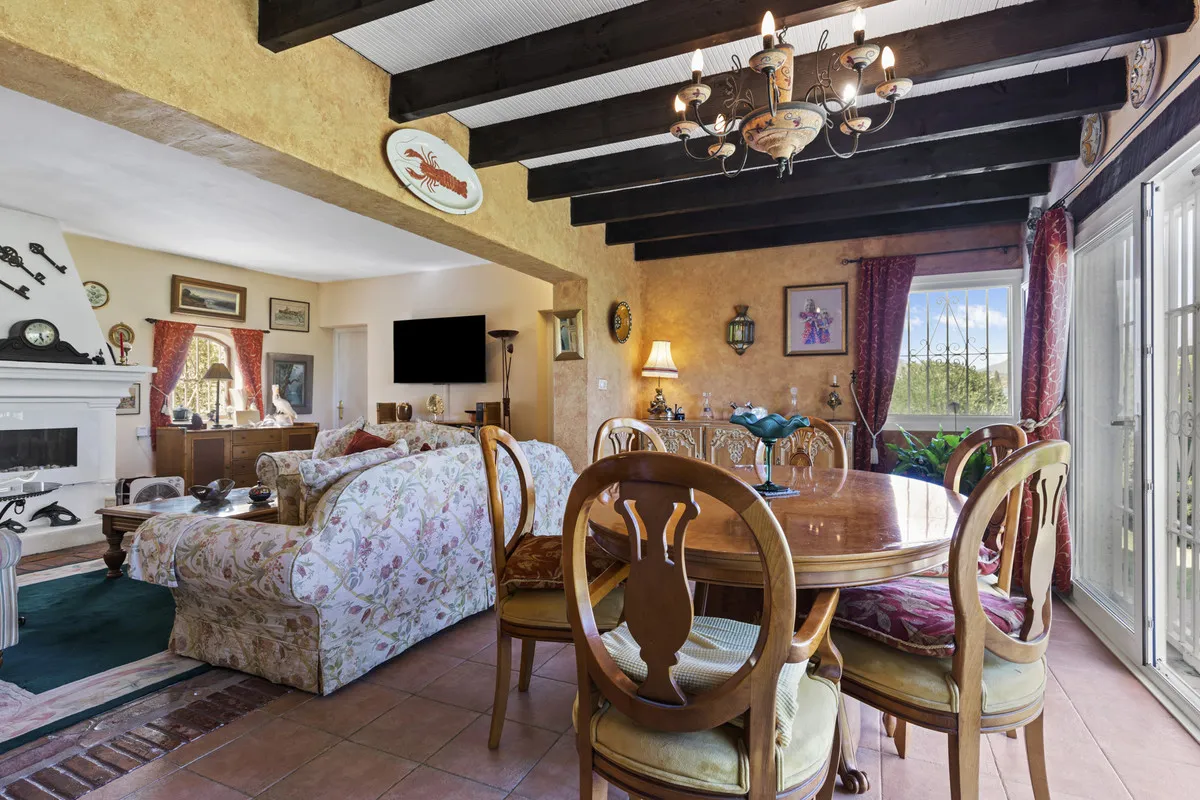 b1a059da-ffbe-4303-894d-34598d4cf0af