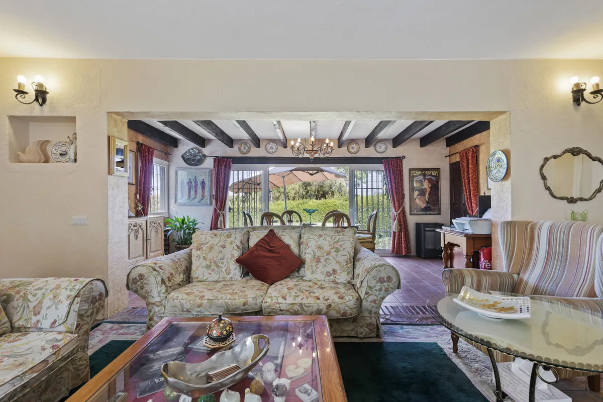 cd5610c1-4a04-467c-baff-3b59290dbfbb