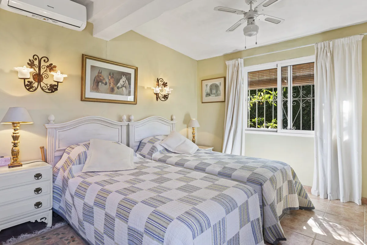 de039db4-5e66-44ca-b8ff-9a2b7073cc6f