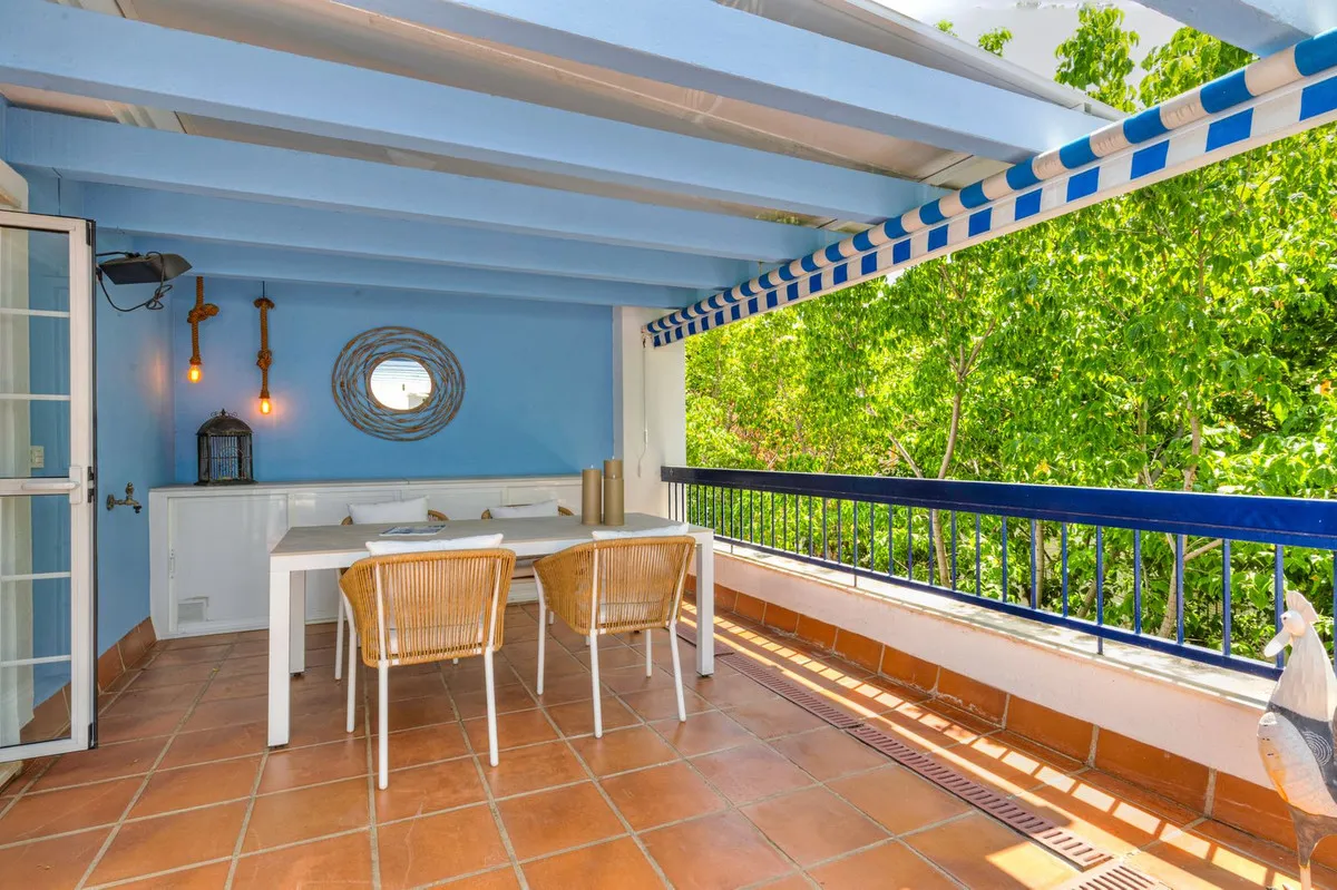 7a5942f3-87f2-4426-978d-ecaba051de0f