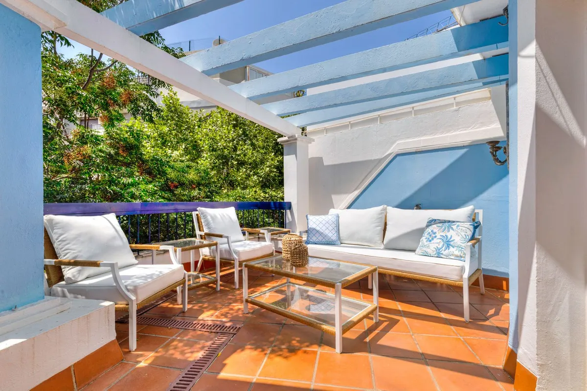 868d42ba-de79-4b39-b0bf-3064226aef39