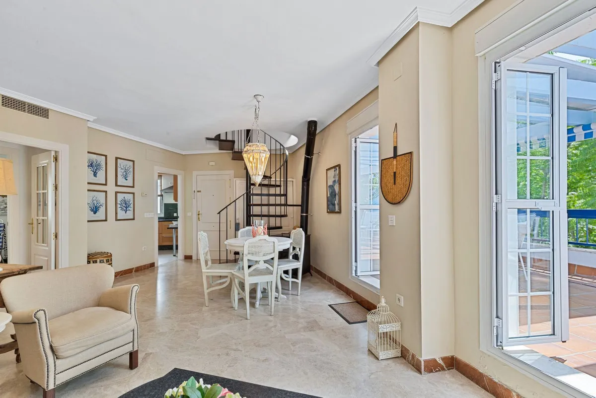 8d881766-2d33-4477-8b47-172004dbcfd4